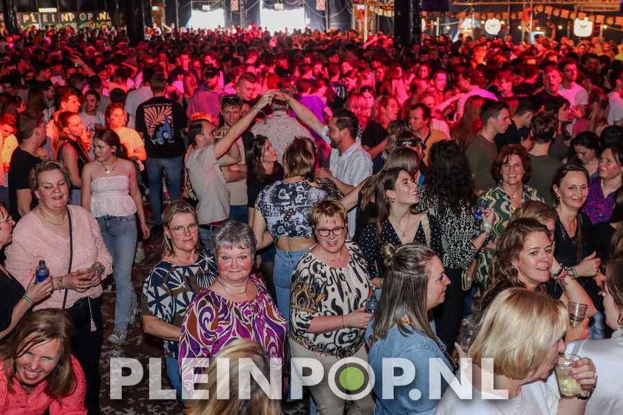 Publiek    Bezoekers (110)